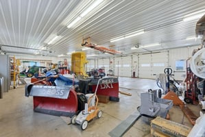 31703896
