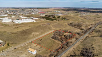 31704021