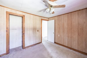 31705622