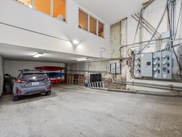 32028007