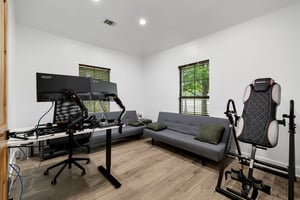 31709432
