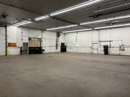 31710654