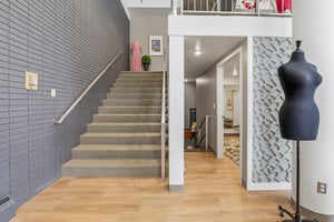 31709583