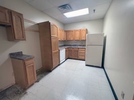 34104596