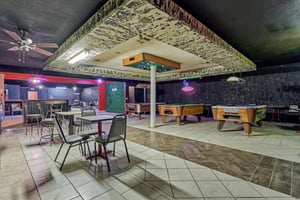 31713588