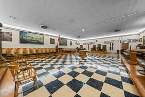 31730633