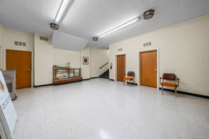 31730637