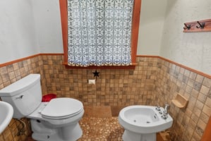 31723663
