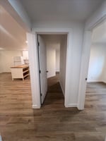 31800764
