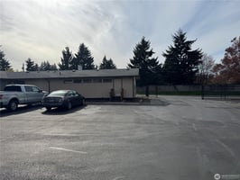 31730897