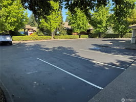 31725310