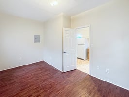 31728644