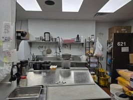 31729016
