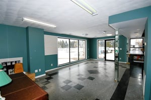 31729894