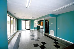 31729895