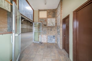 31732158
