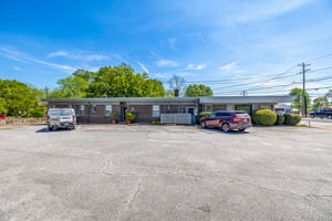 31733436