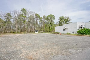 31733644