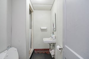 31733630