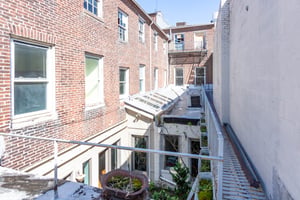 32005905