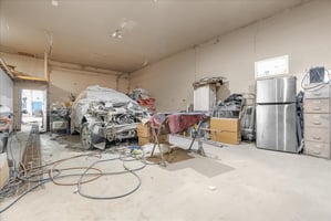 31736893