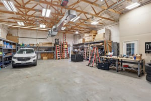 31737231