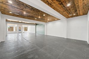 31737816