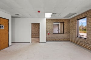 31739471