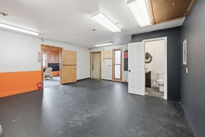 31739984
