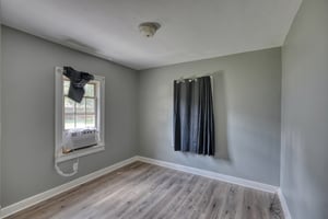 31740628
