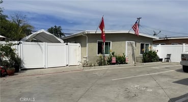 32820583