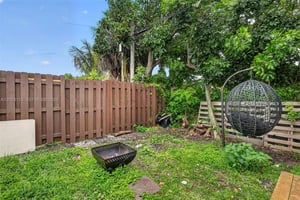 31752974