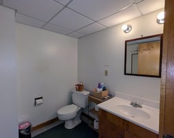 31763748