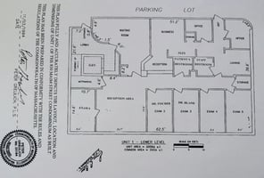 31763729