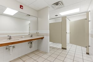 31753723