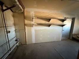 31756055