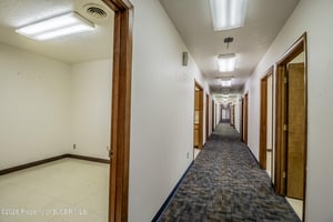 31760960