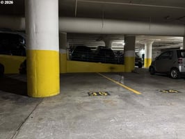 31763521