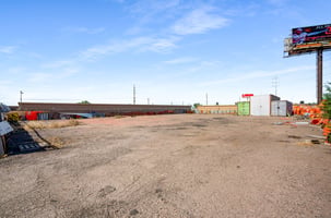 31763901