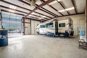 31763905