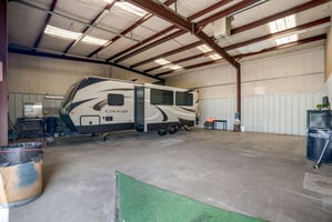 31763906
