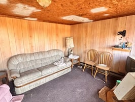 31766315