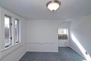 31768571