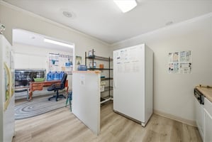 31770772