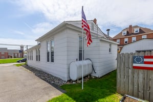 31771738