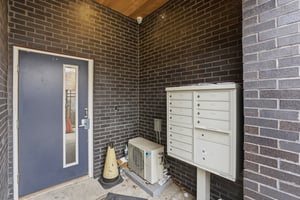 31772089