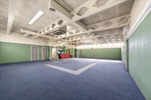 31778121