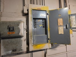31780206