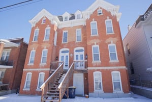 31785673