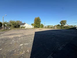 31792530